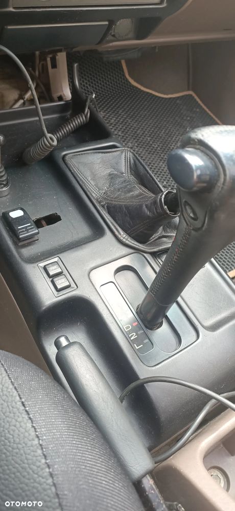 Toyota Land Cruiser - 21