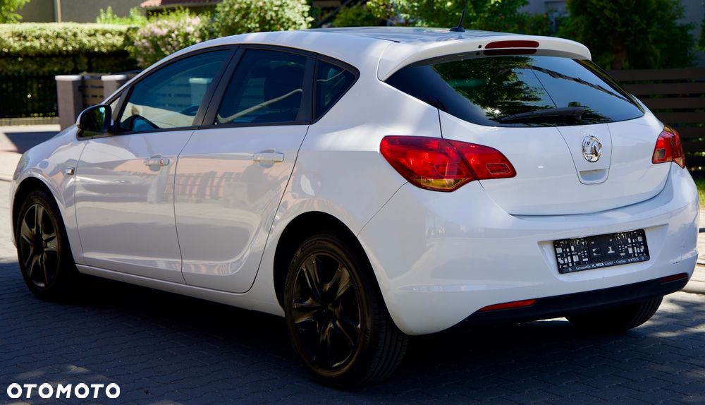 Opel Astra 1.4 Selection - 14