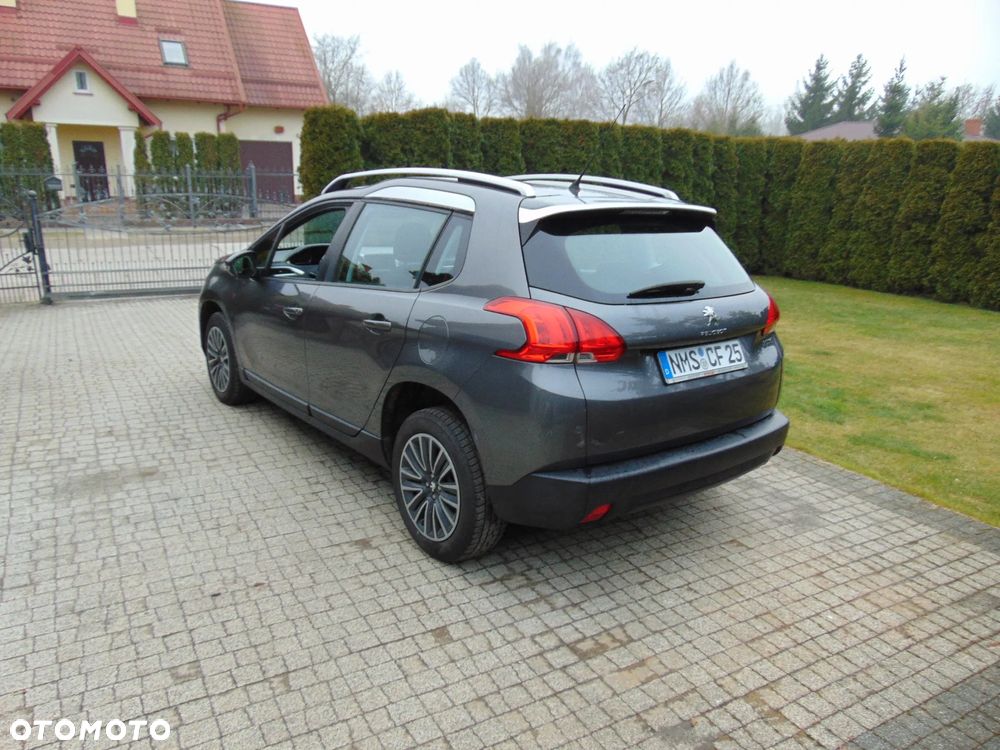 Peugeot 2008 PureTech 82 Allure - 5