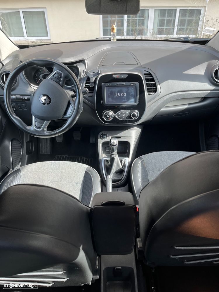 Renault Captur 1.5 dCi Exclusive - 14