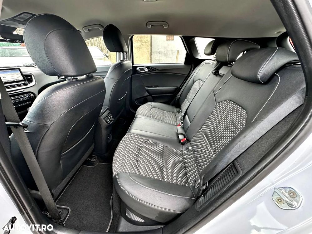 Kia Ceed 1.6 GDI DCT OPF Spirit - 6