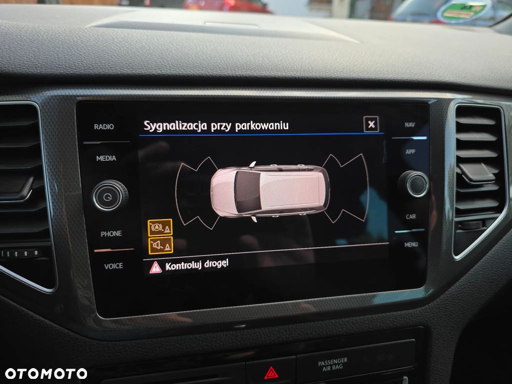 Volkswagen Golf Sportsvan 2.0 TDI SCR DSG Join - 16