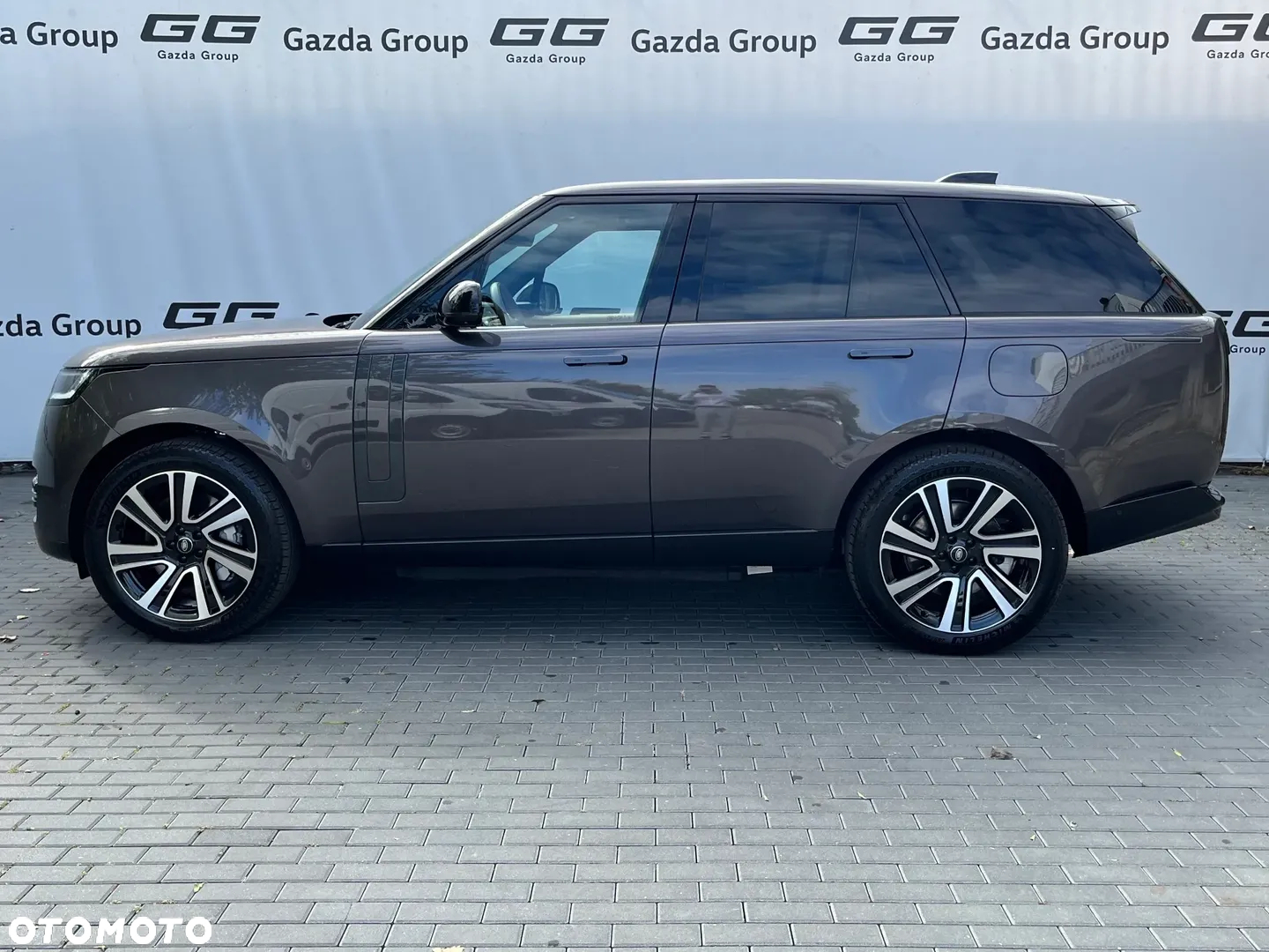 Land Rover Range Rover P550e Hybrid HSE - 10