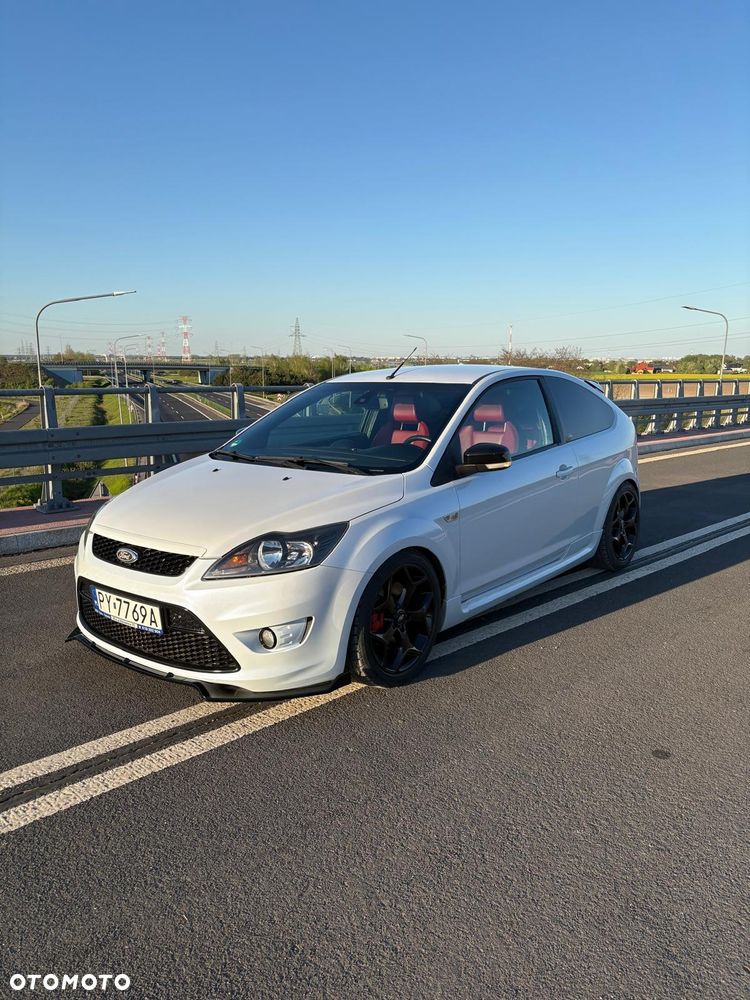 Ford Focus 2.5 ST - 9