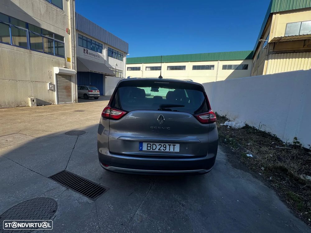 Renault Grand Scénic - 10