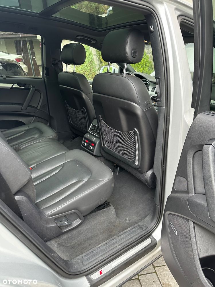 Audi Q7 - 12