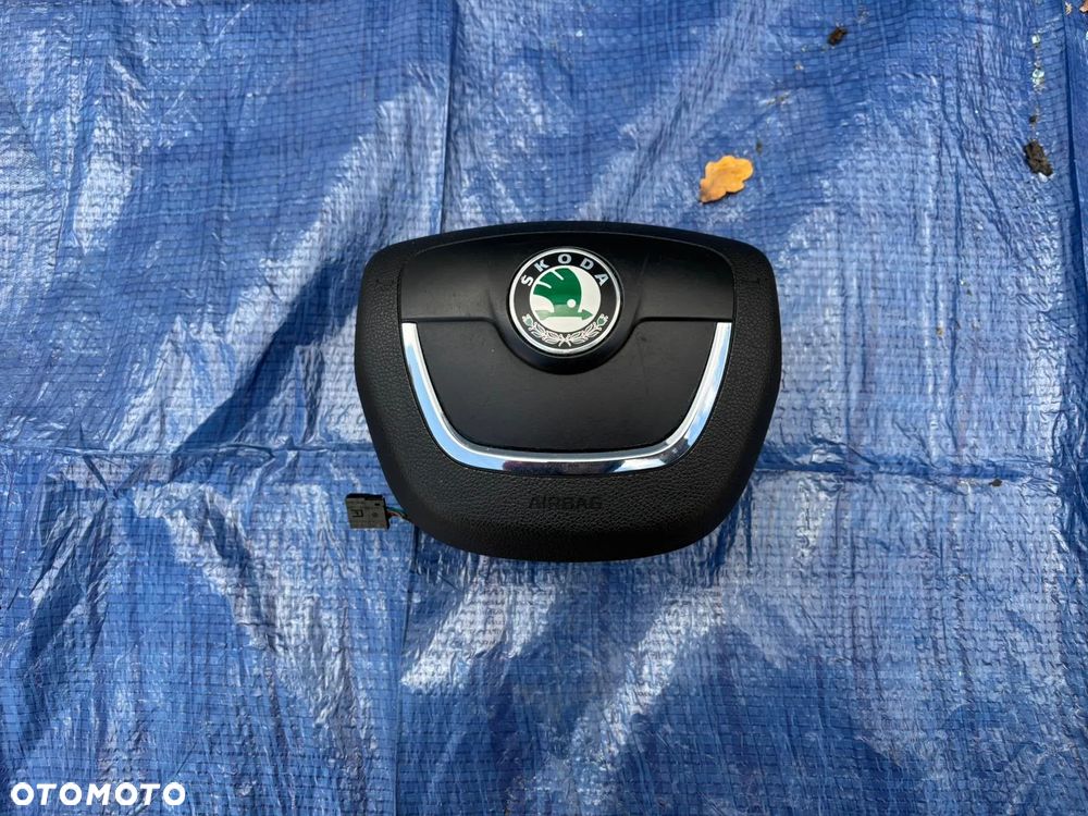 Skoda Superb II deska rozdzielcza konsola europa napinacze airbag - 4