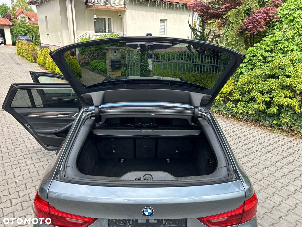 BMW Seria 5 520d xDrive Sport Line - 29