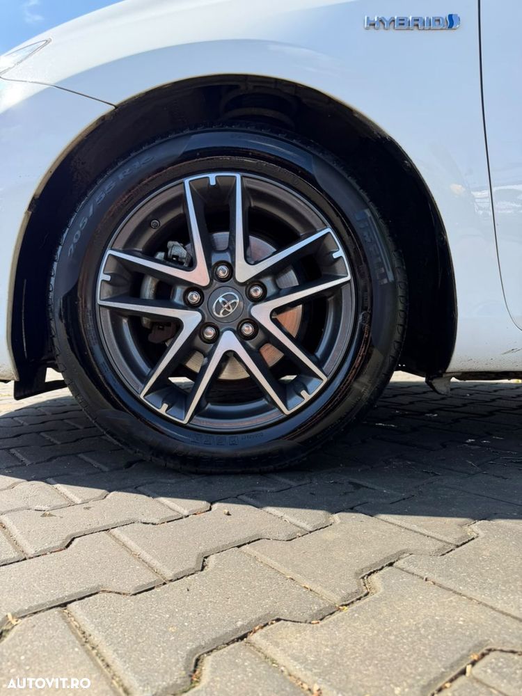 Toyota Auris - 9