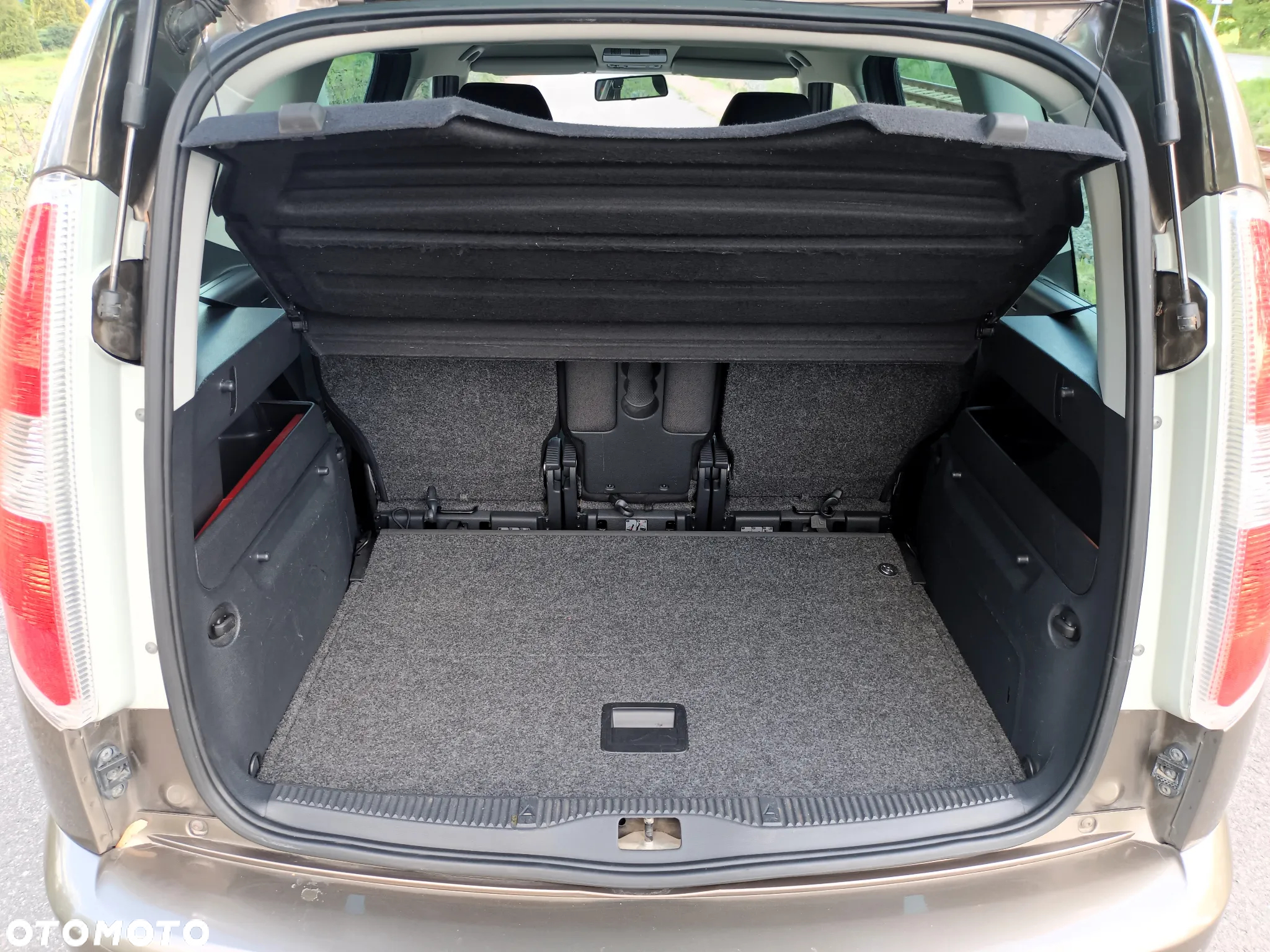 Skoda Roomster - 28