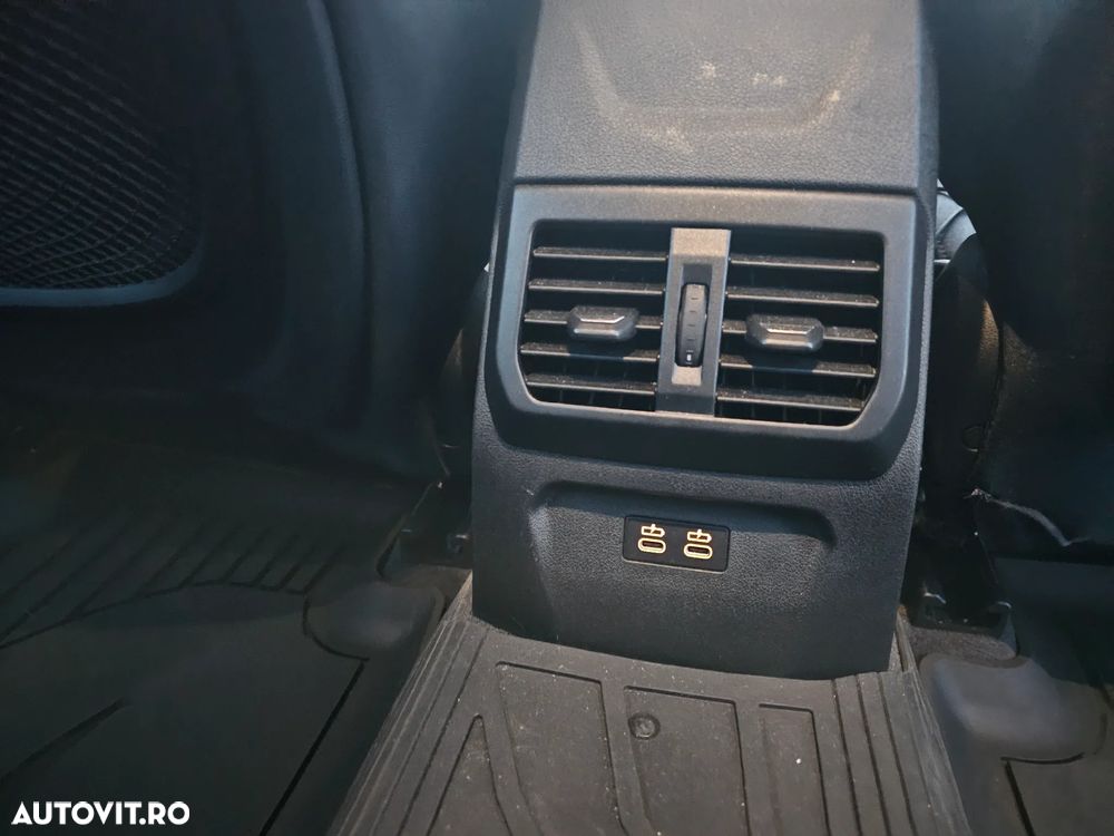 BMW Seria 1 120i AT - 22