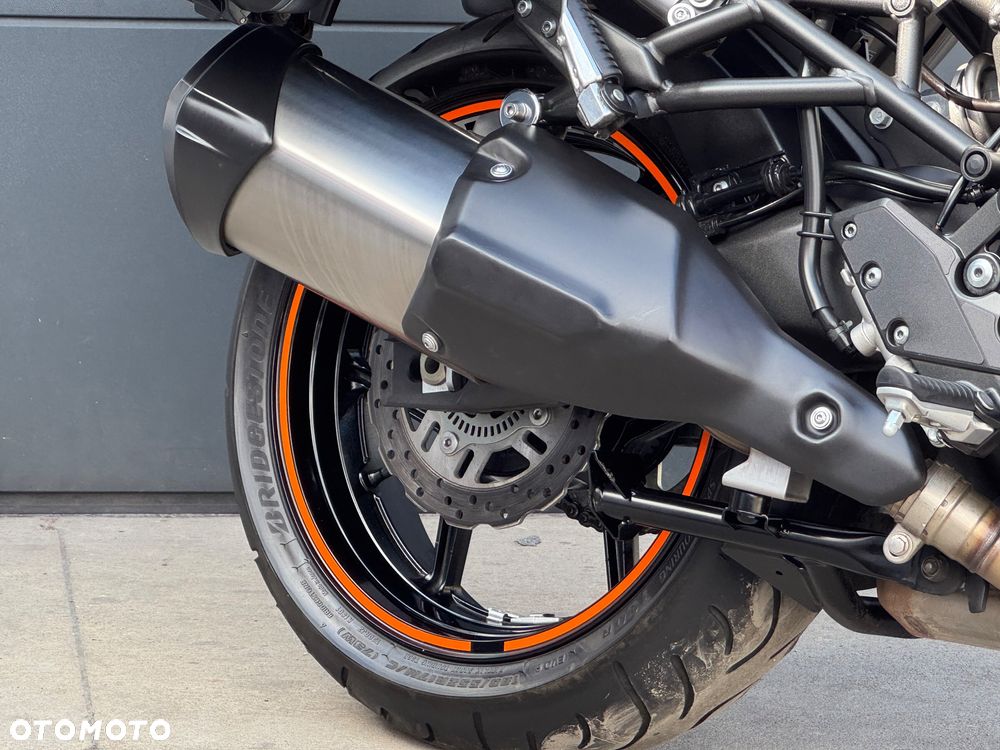 Kawasaki Versys 1000 - 10