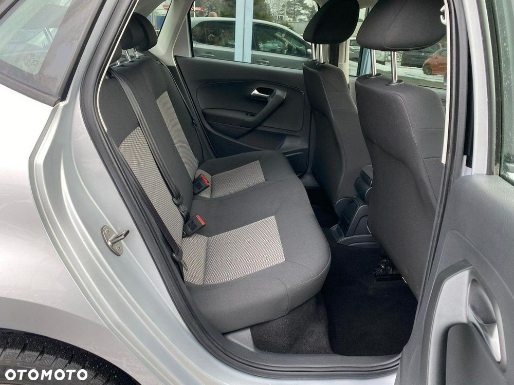 Volkswagen Polo - 6