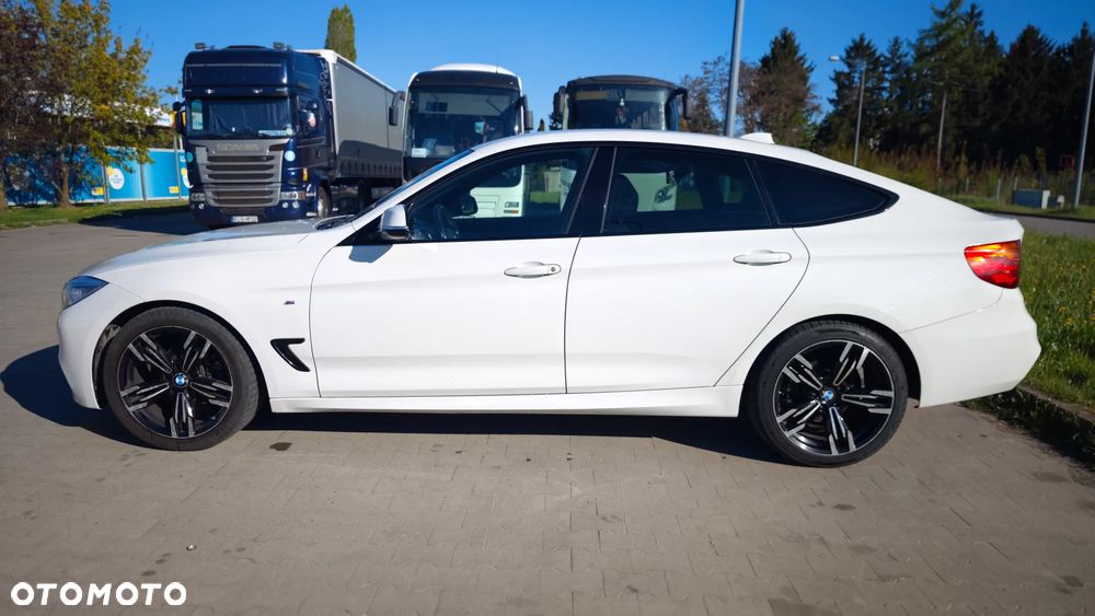 BMW 3GT 318d M Sport - 8
