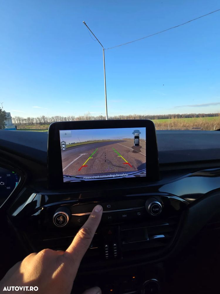 Ford Kuga 2.5 Duratec FHEV FWD ST Line - 27