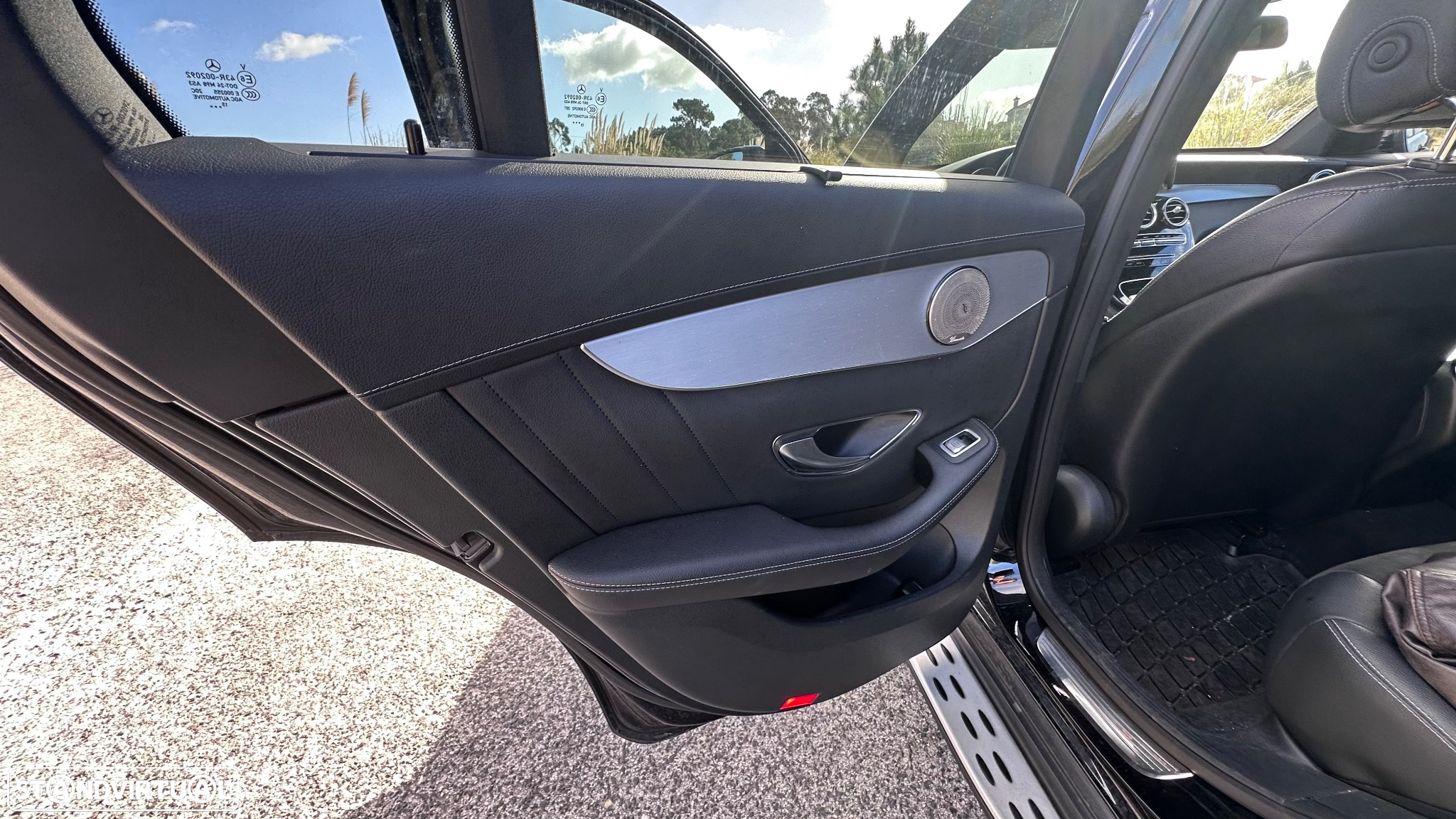 Mercedes-Benz GLC 250 d Coupe 4Matic 9G-TRONIC AMG Line - 21