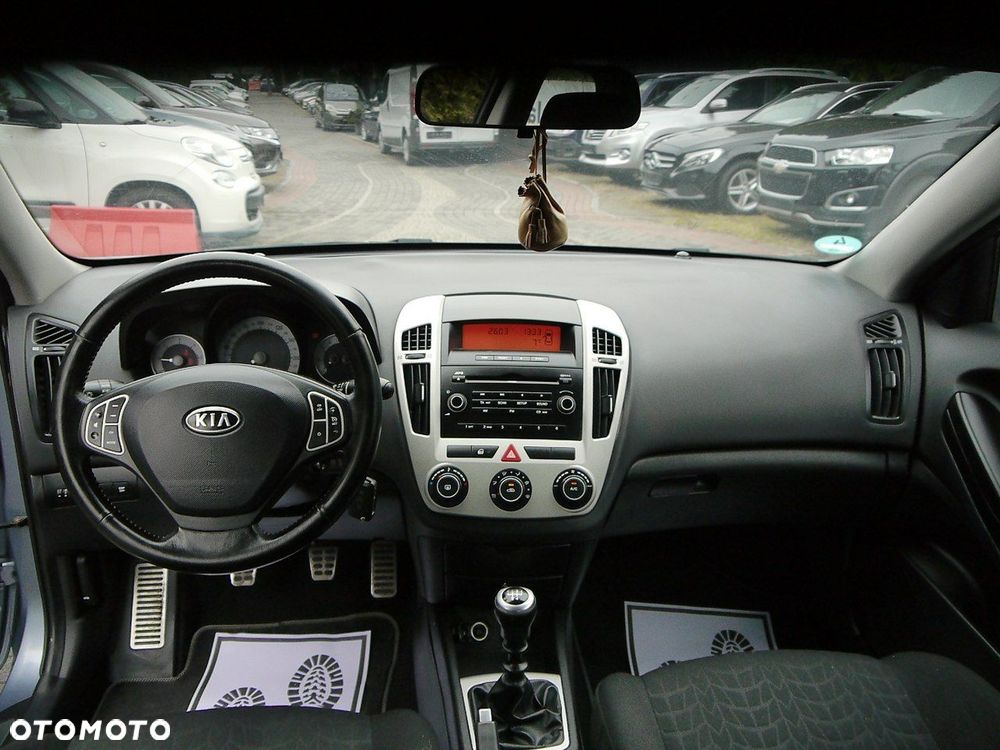 Kia ProCeed - 17