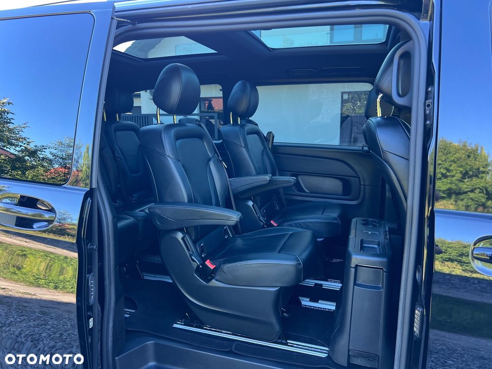 Mercedes-Benz Klasa V 250 d 4-Matic 7G-Tronic - 16