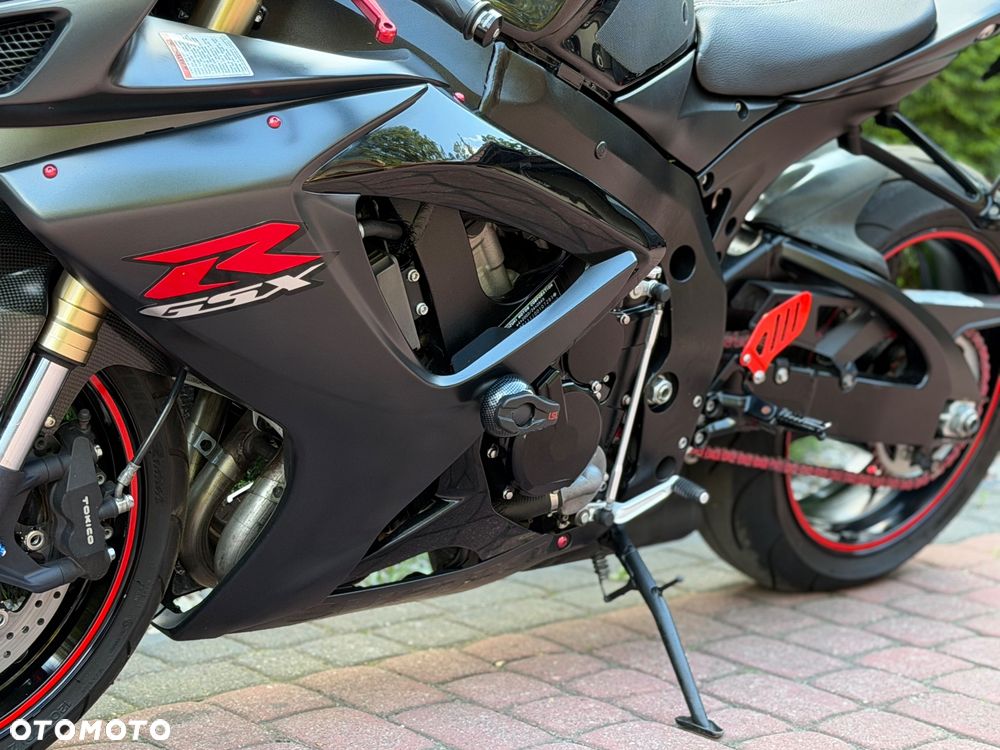 Suzuki GSX-R - 17
