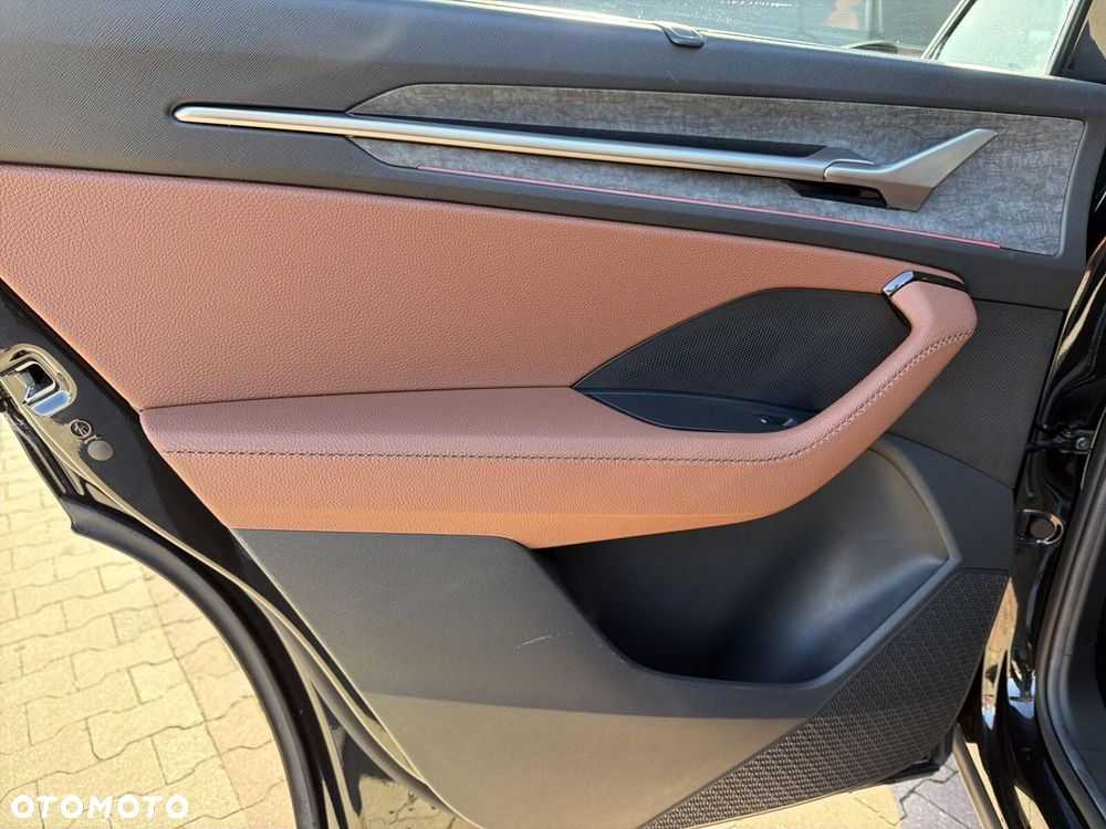 Skoda Kodiaq 2.0 TDI 4x4 Selection DSG - 23