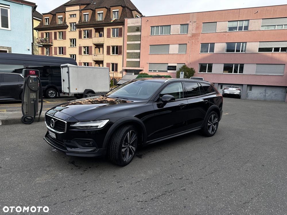 Volvo V60 B4 D Core - 2