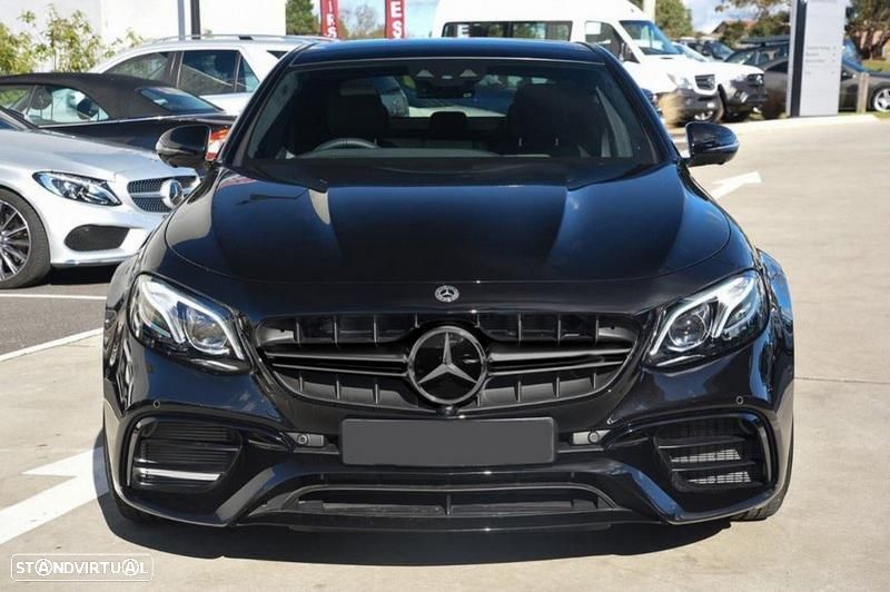 Grelha Mercedes E W213 C238 (2016 a 2019) Look GTR - 6
