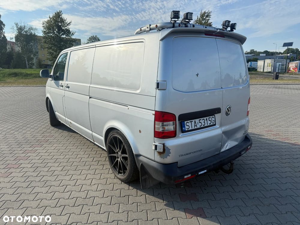 Volkswagen Transporter - 4