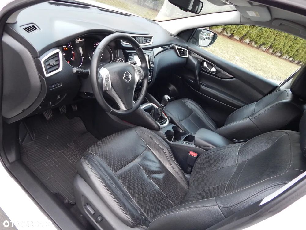 Nissan Qashqai 1.6 DCi ALL-MODE 4x4i TEKNA - 9