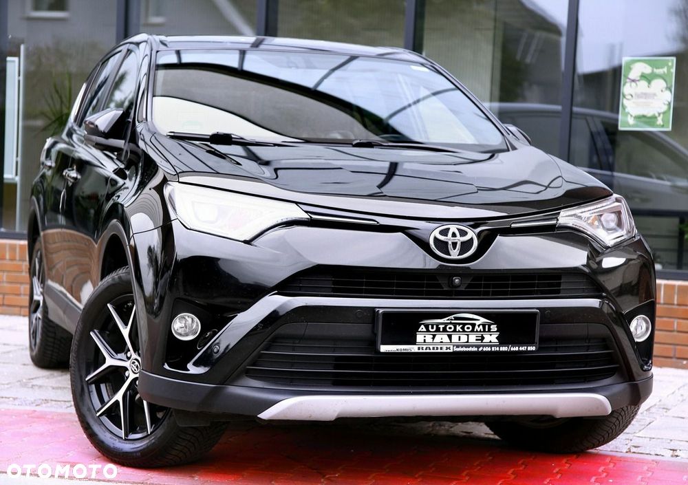 Toyota RAV4 2.0 D-4D 4x2 Start-Stop Executive - 4