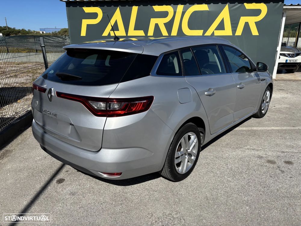 Renault Mégane Sport Tourer 1.5 dCi Zen ECO - 8