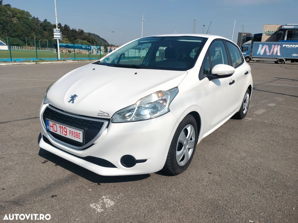 Peugeot 208 - 24