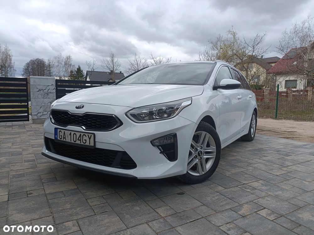 Kia Ceed - 1