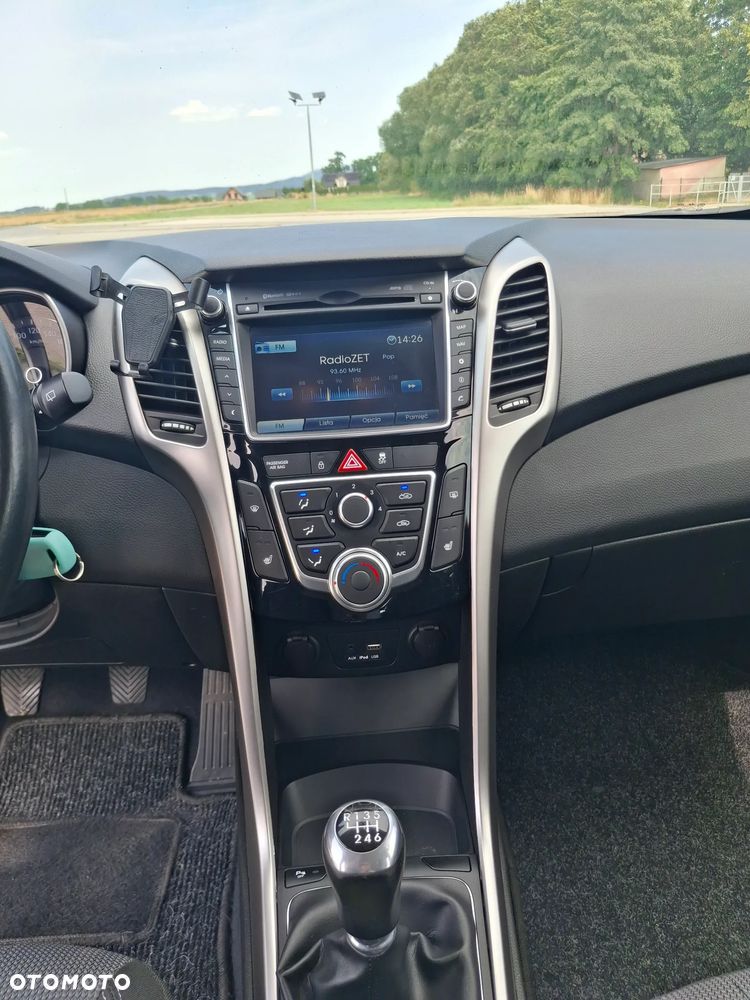 Hyundai i30 1.4 Family - 8
