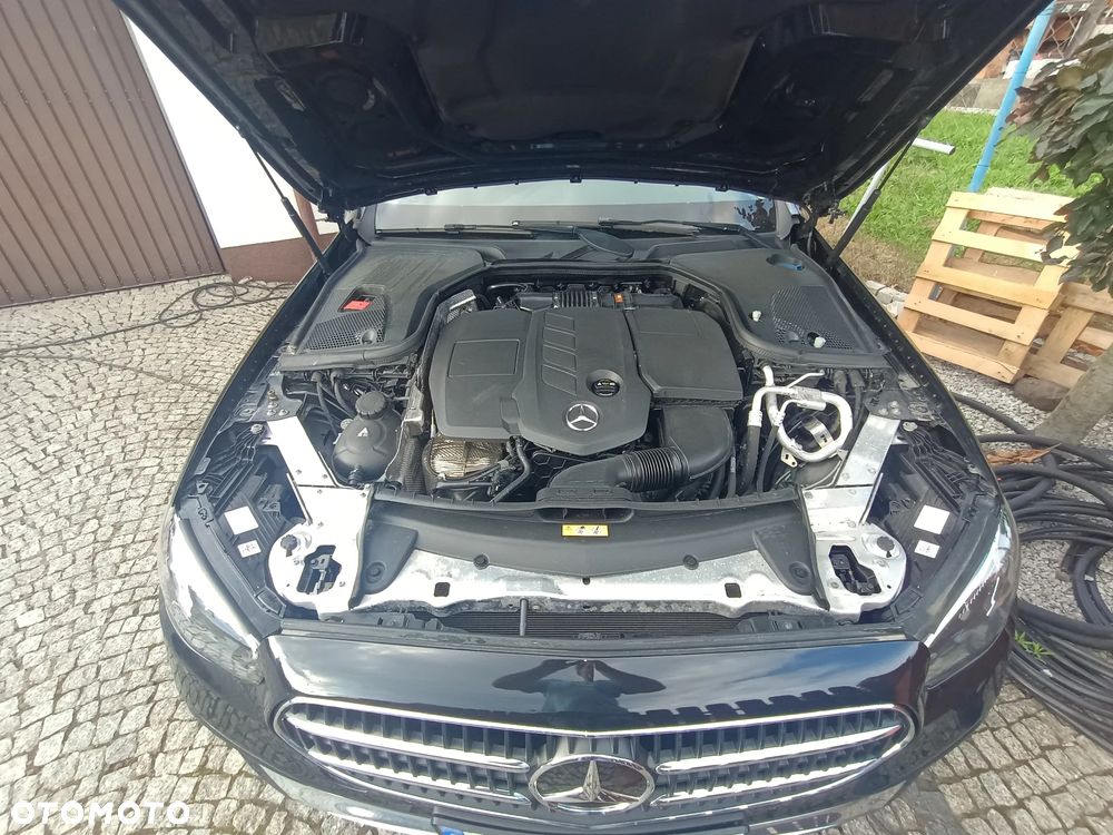 Mercedes-Benz Klasa E 220 d T 9G-TRONIC Avantgarde - 14