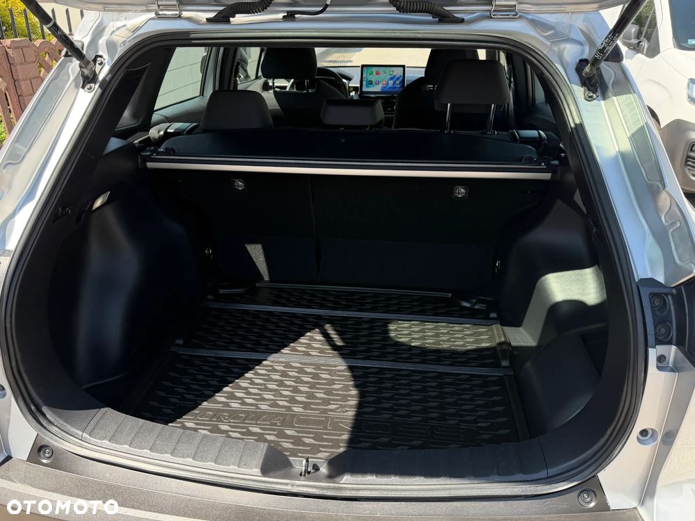 Toyota Corolla Cross 2.0 Hybrid Comfort - 33