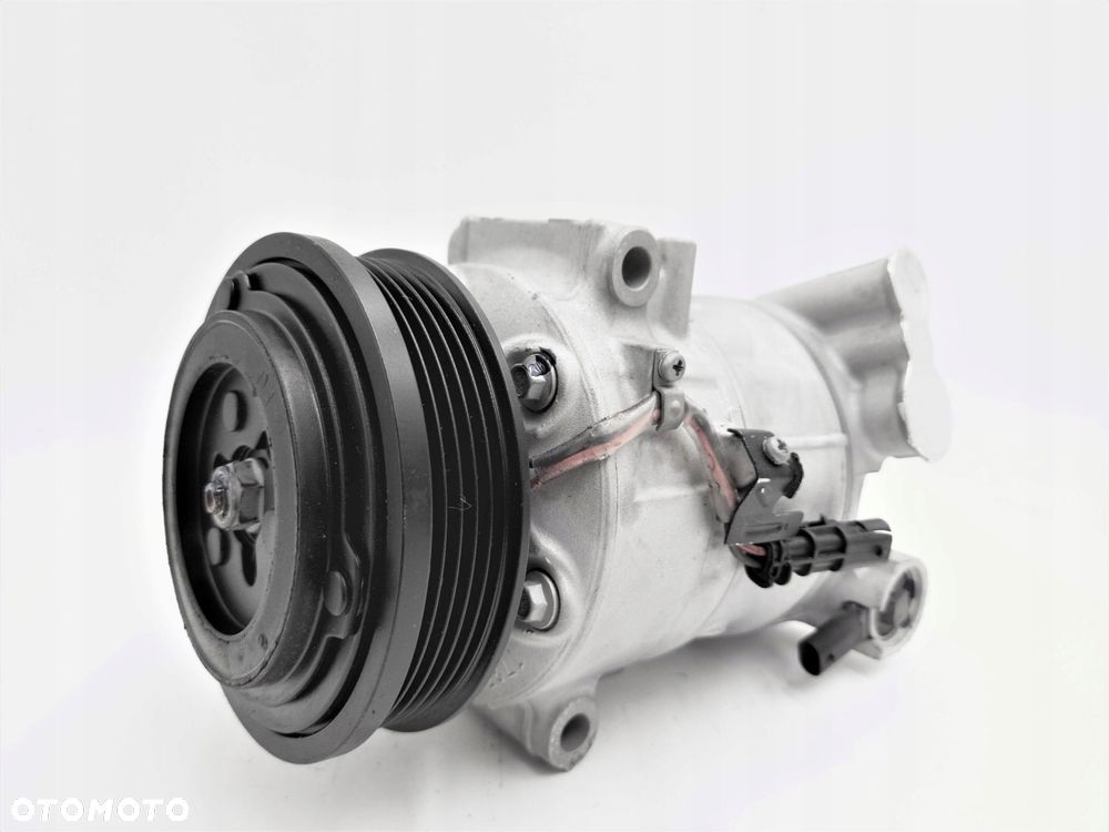 sprężarka klimatyzacji opel insignia 1.5 turbo - 1