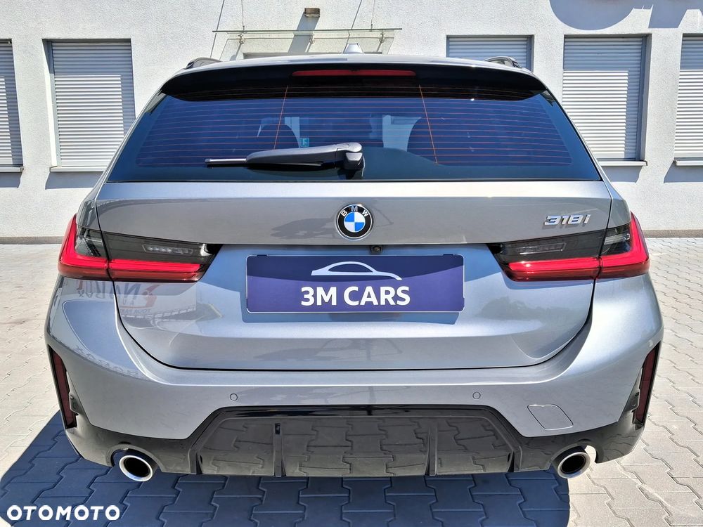 BMW Seria 3 318i M Sport - 8