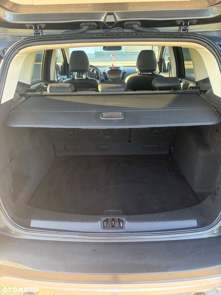 Ford Kuga 2.0 TDCi 4x2 Titanium - 12
