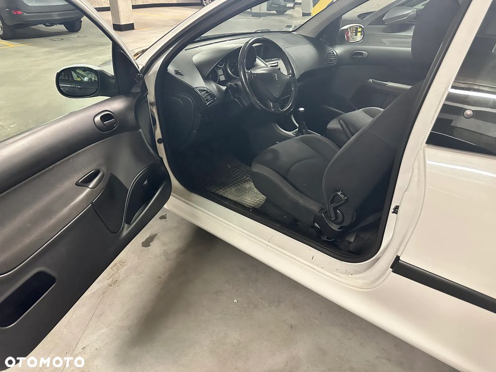 Peugeot 206 - 4