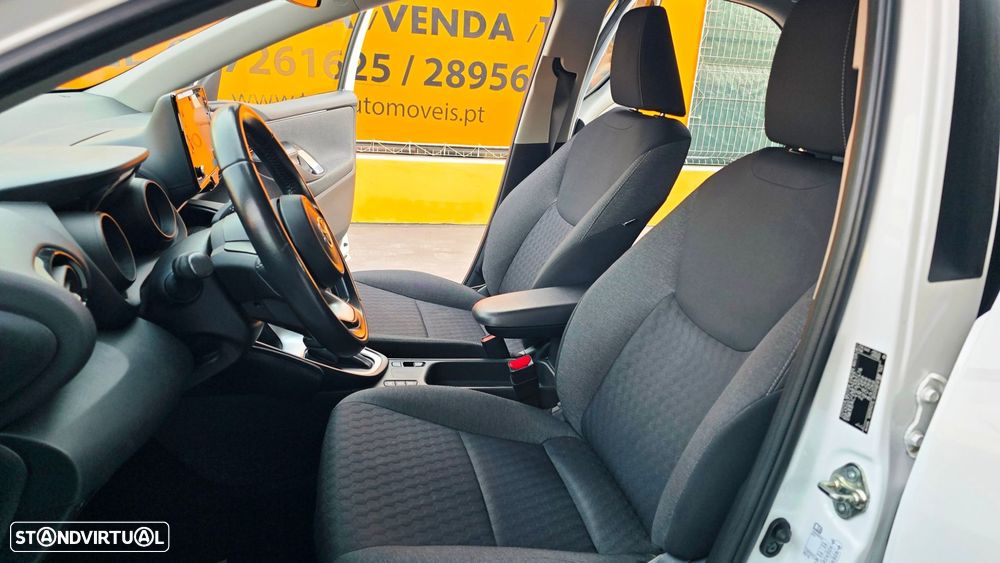 Toyota Yaris 1.5 HDF Exclusive - 17