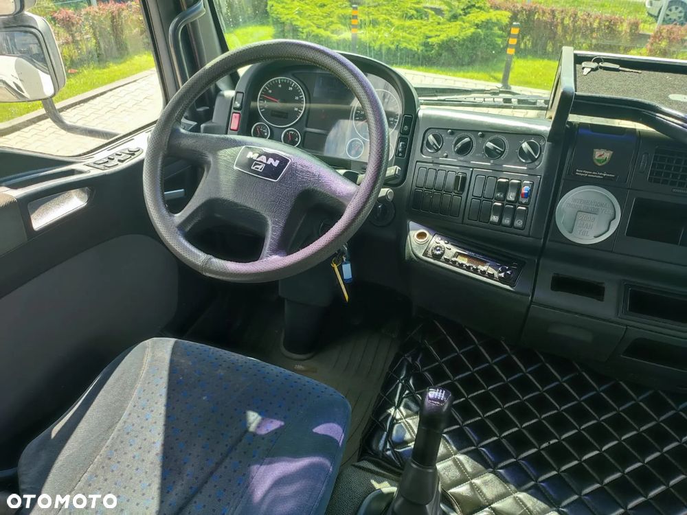 MAN TGL 12.210 / WINDA / MANUAL / TACHO NA TARCZKI / - 17