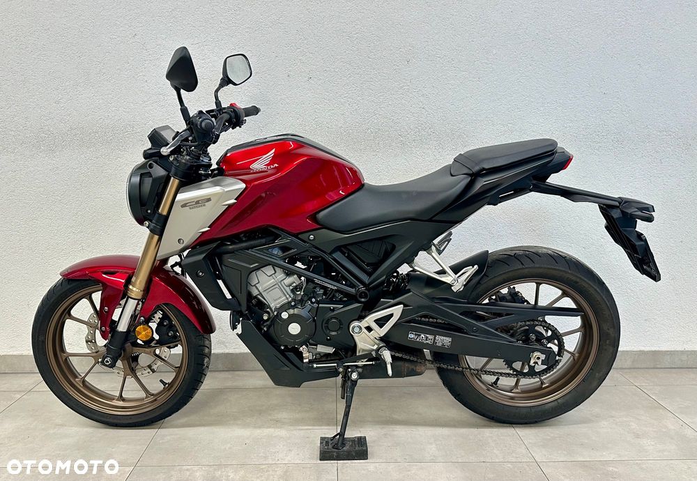 Honda CBF - 1