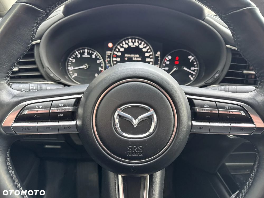 Mazda CX-30 2.0 mHEV Hikari 2WD - 18