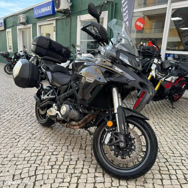 Benelli TRK 502 - 4