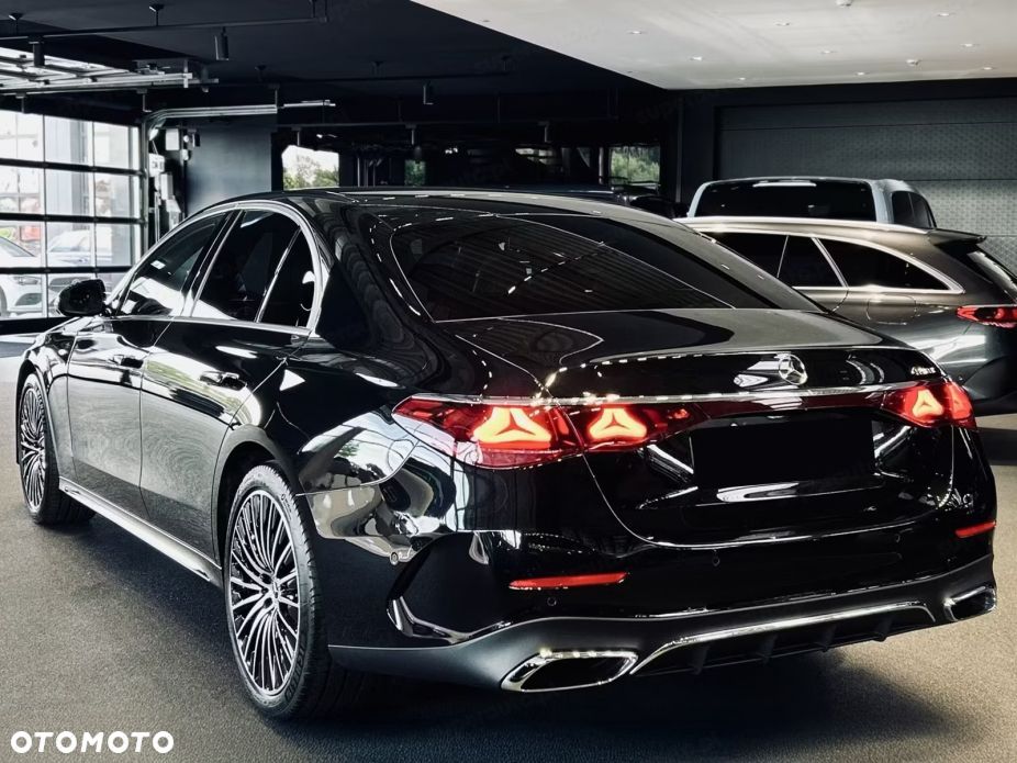 Mercedes-Benz Klasa E 220 d mHEV 4-Matic AMG 9G-Tronic - 9