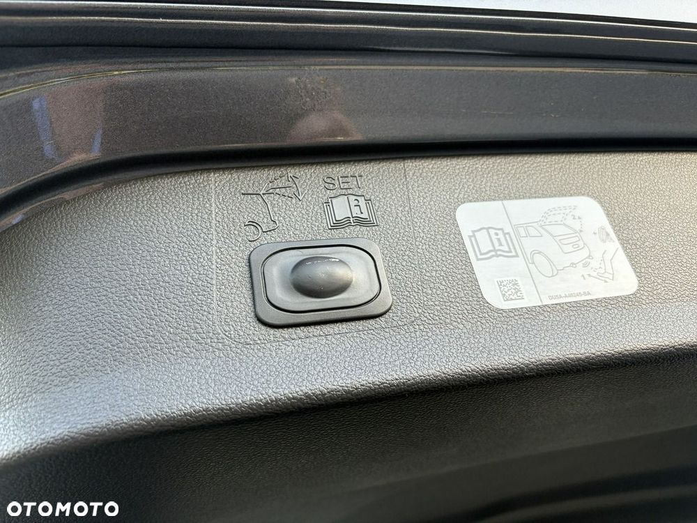 Ford Kuga - 15