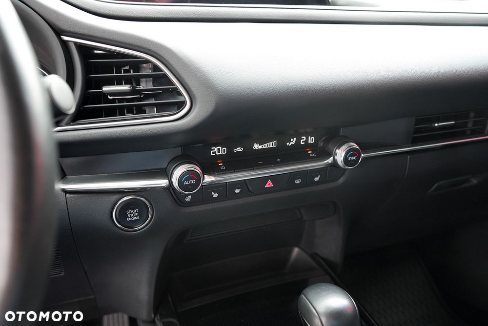 Mazda CX-30 2.0 mHEV Hikari 2WD - 24