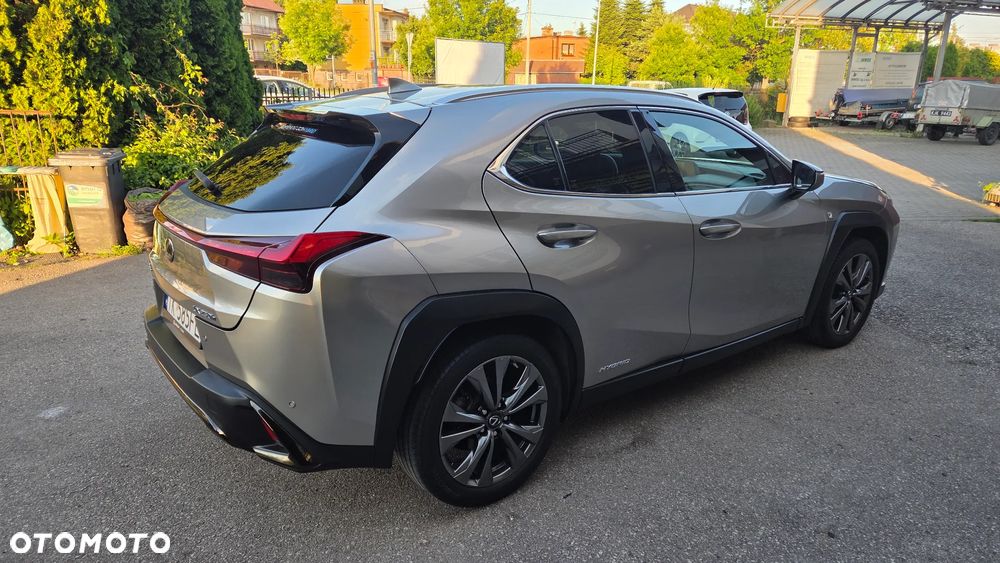 Lexus UX 250h F Sport 2WD - 5
