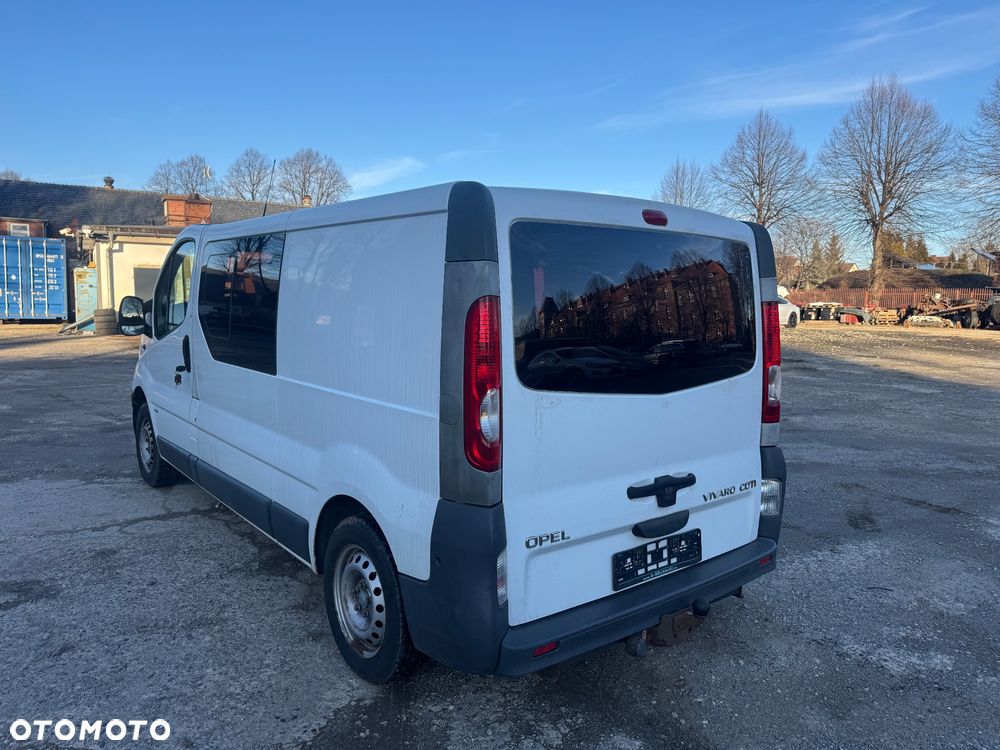 Opel Vivaro - 2
