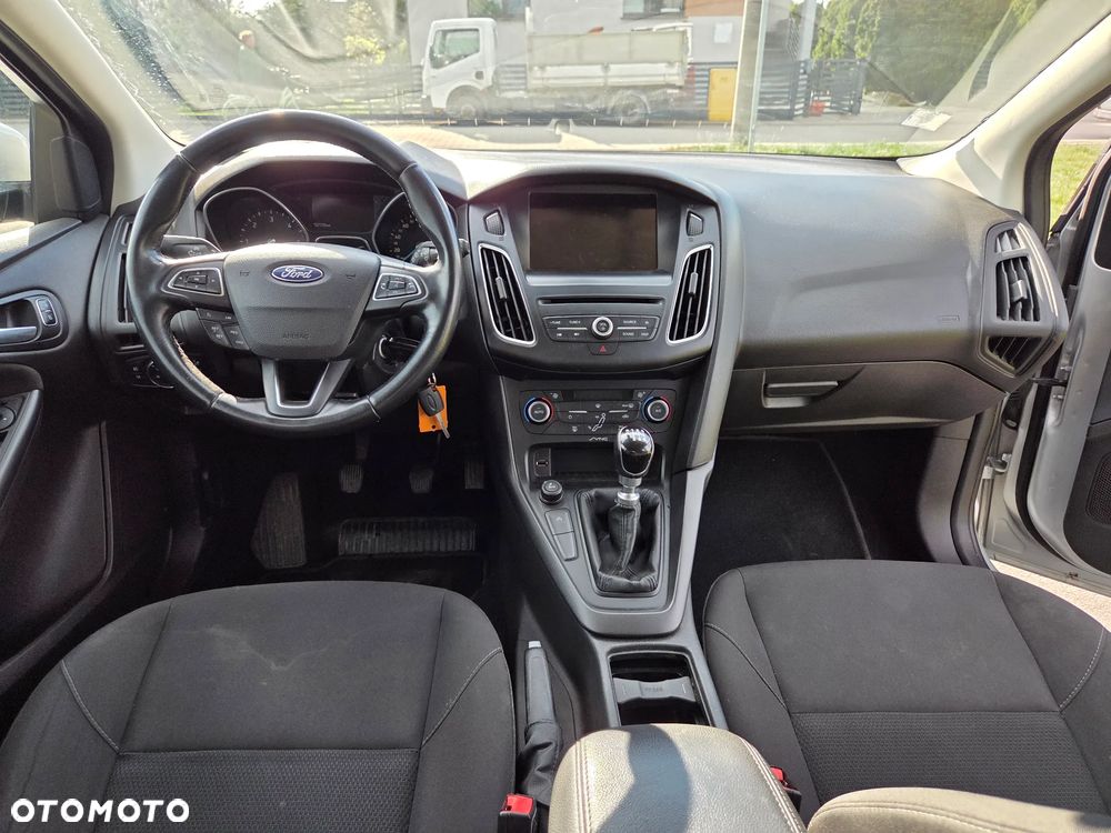 Ford Focus - 16